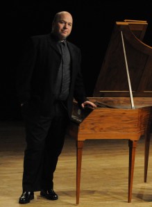 Knut Jacques au pianoforte - Photo LD